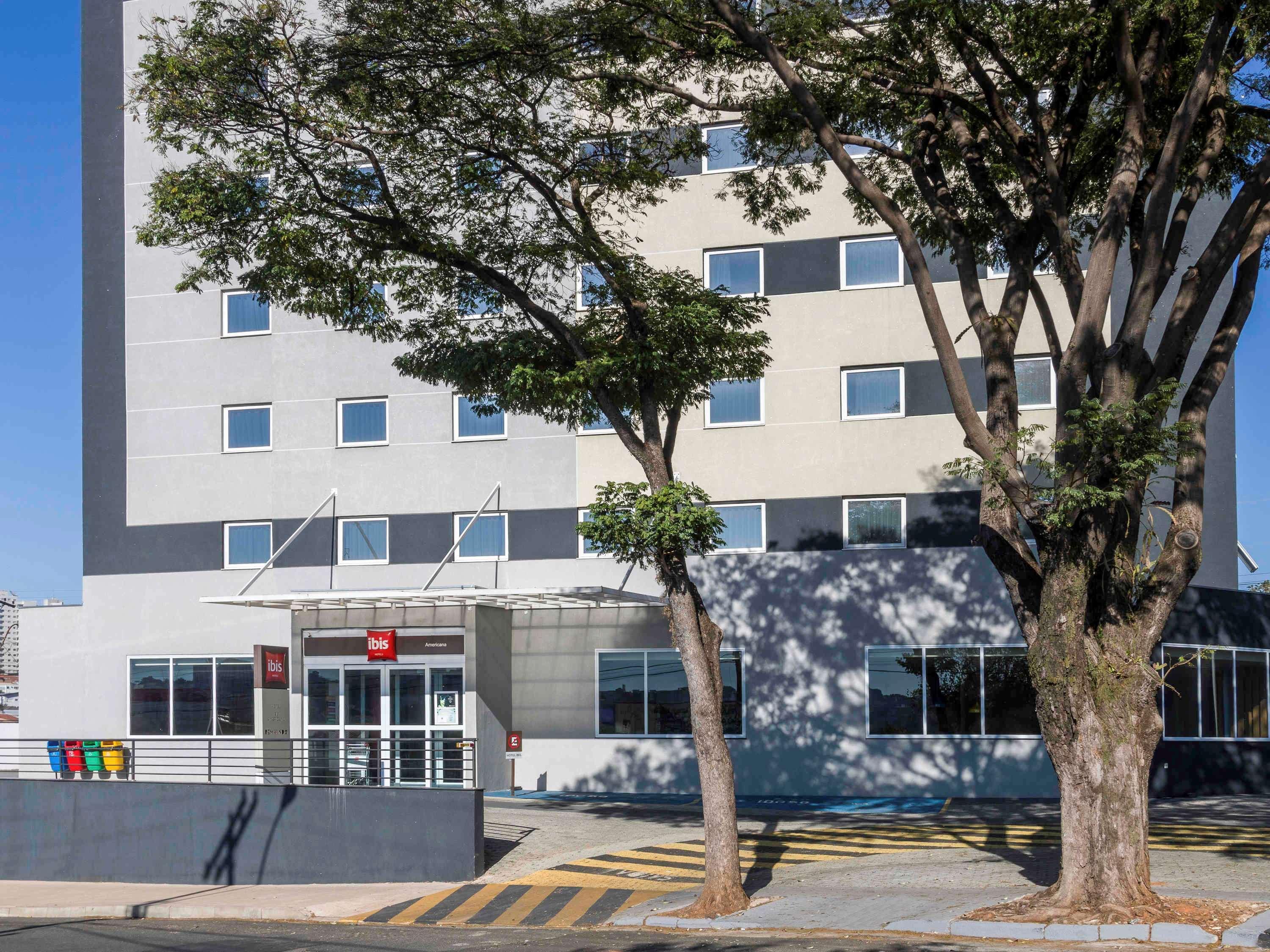 Ibis 3* Americana
